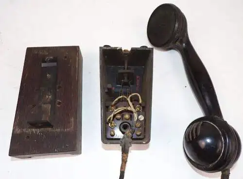 Altes Siemens und Halske Telefon vintage