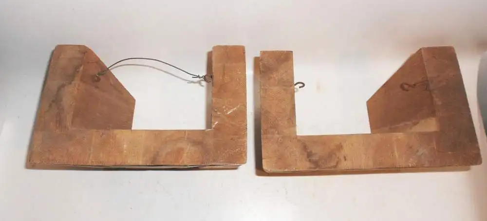 2 germanische Balken - Verzierungen Geschnitzt Holz Deko Zimmermann  1