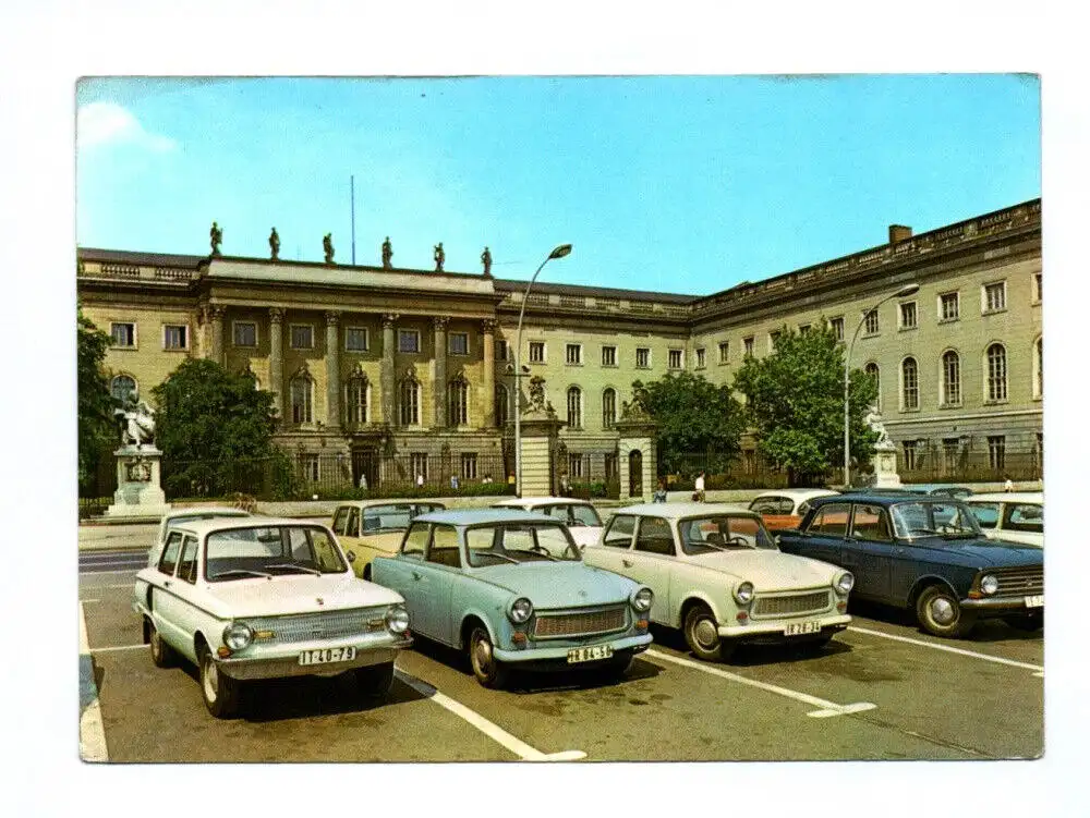 Ak Humboldt Universität DDR 1973 Berlin Trabant