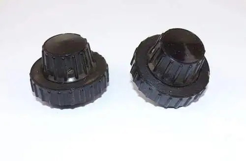 Alte Regler Schalter wohl DDR Autoradio kfz Cockpit 2 Stück 