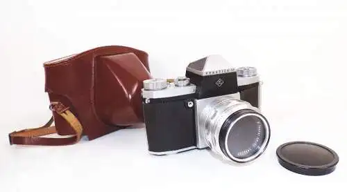 Vintage Praktica IV Kamera mit Carl Zeiss Jena Tessar alter Fotoapparat