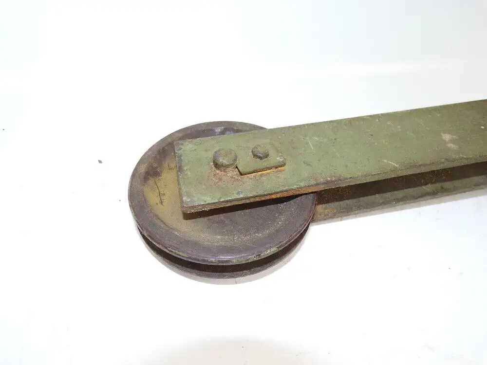 Alte Laufrolle Metall Kunststoff Seilwinde  Umlenkrolle Loft Industrie 3