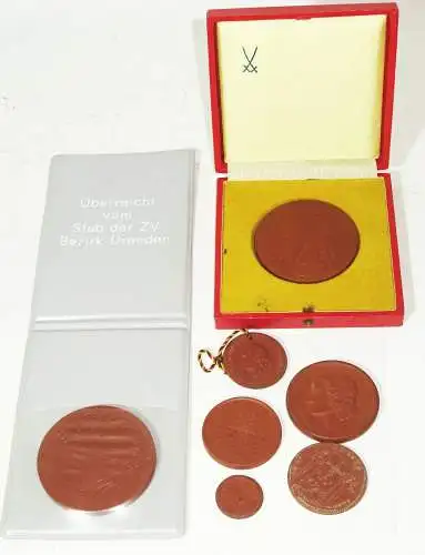 Konvolut Meissen Plakette Medaille Meissen Besuch Zivil Verteidigung