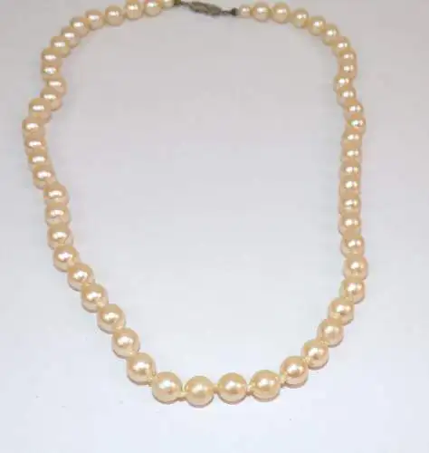 Alte Perlenkette 44 cm Modeschmuck vintage