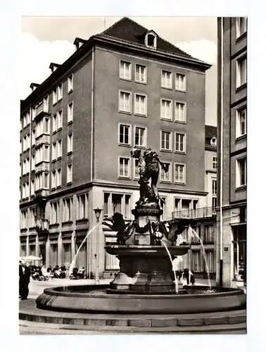 Ak Dresden Weiße Gasse Gänsedieb Brunnen 1967
