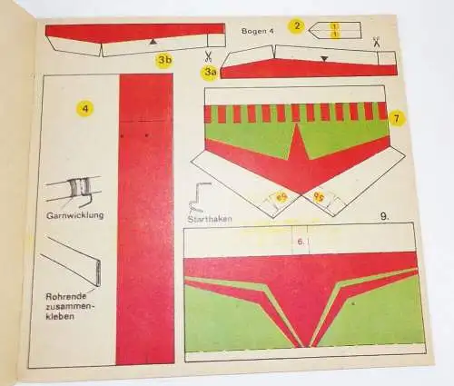 Flugzeuge Bastelbogen Ausschneidebogen Junge Welt Berlin 1982