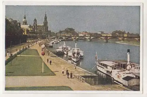 Ak Dresden Schiffslandeplatz Druckfarbenfoto Nr. 415 um 1950 (A3165