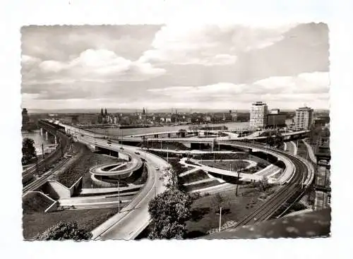 Ak Mannheim Auffahrt zur Rheinbrücke 1964
