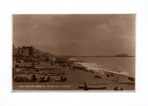 Ak Brighton Beach an Palace Pier