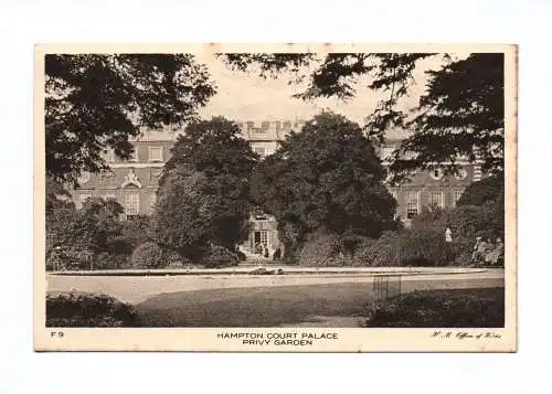 Ak Hampton Court Palace Privy Garden