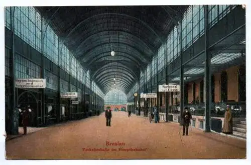 Ak Breslau Verkehrshalle im Hauptbahnhof 1918 Bahnhof Wroclaw Polen