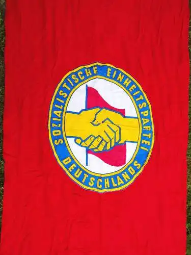 Alte DDR Fahne SED 110 x 260 cm Sozialistische Einheitspartei Deutschland Hausfa