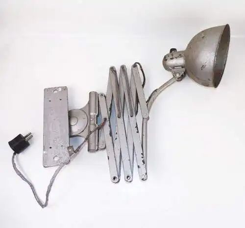 Alte Kaiser Idell Scherenlampe 