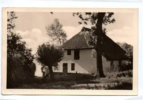 Foto Ak Bauernhaus in Grieben Hiddensee 1955