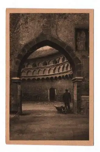 Ak Naumburg Saale Wehrgang im Hof des Marientors