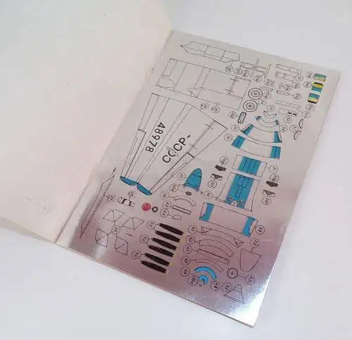 Kurzstreckenverkehrsflugzeug Be30 alter Bastelbogen Modellbogen 1971