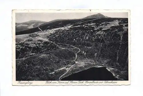 Ak Riesengebirge Blick vom Kamm auf kleinen Teich Hampelbaude Schneekoppe 1942