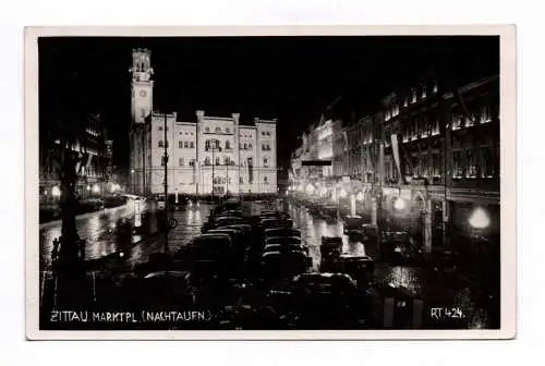 Foto Ak Zittau Marktplatz Nachtaufnahme Rathaus um 1940