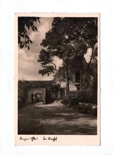 Foto Ak Lenzen Elbe Im Burghof 1941