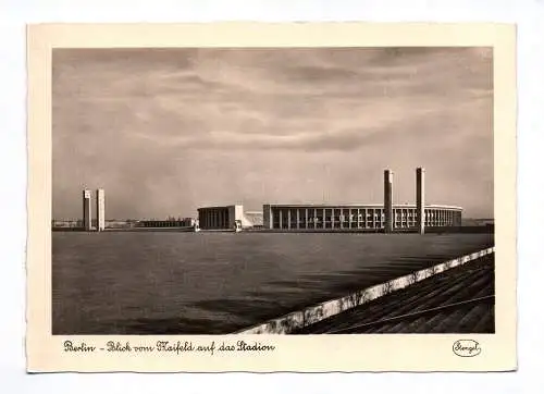 Foto Ak Berlin Blick vom Maifeld auf das Stadion Olympia 1936