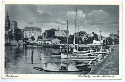 Ak Stralsund Bootssteg an der Nordmole 1930 er Kupfertiefdruck