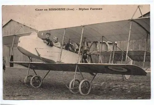 Ak Flugzeug Camp de Sissonne Aisne Biplan Farman Doppeldecker 1914 Feldpost
