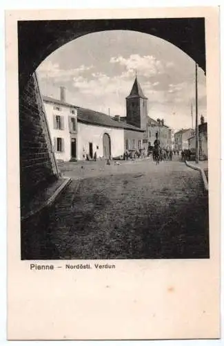 Ak Pienne nordöstlich Verdun 1 Wk Feldpostkarte