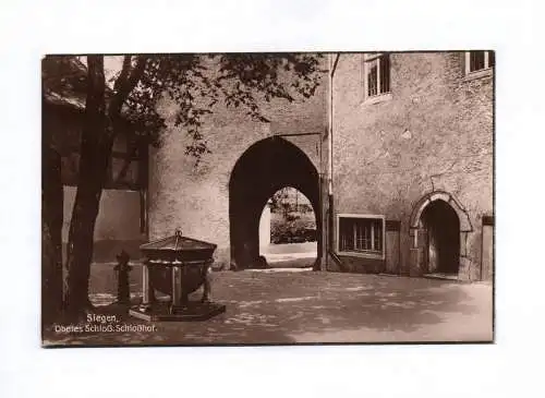 Ak Siegen Oberes Schloß Schloßhof 1924