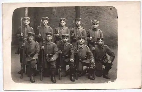 Foto Ak Soldaten Fliegerersatzabteilung 6 Großenhain 1918