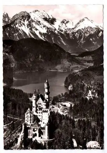 Foto Ak Königsschloß Neuschwanstein mit Hohenschwangau