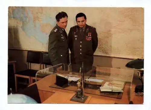 Ak Gemeinsamer Kosmosflug DDR Die Kosmonauten Waleri Bykowski und Siegmund Jähn