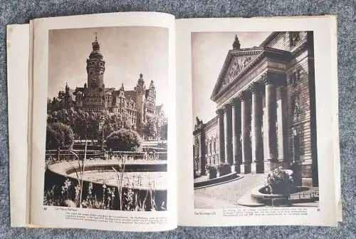 Leipzig die wunderschöne Stadt 1946 J C Hinrichssche Buchhandlung