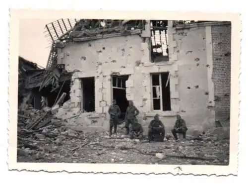 Foto Duizel Frankreich 2 Wk Soldaten Trümmer Zerstörung