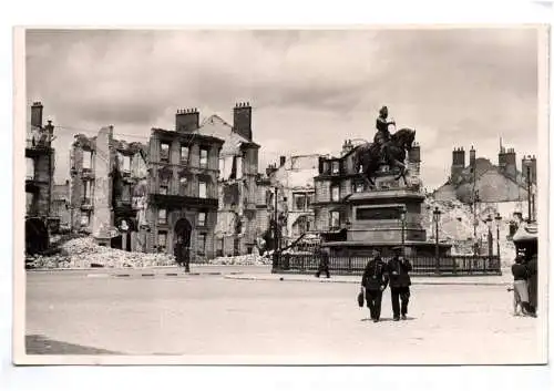 Foto Ak Orleans Zerstörung Soldaten Denkmal 1 Wk