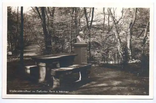 Ak Wieland Denkmal im Tierfurter Park bei Weimar Tiefurt 1930 er