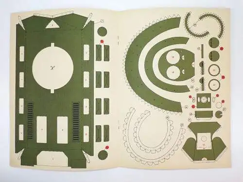 Kranich Modellbogen Schwerer Panzer T10 DDR Bastelbogen