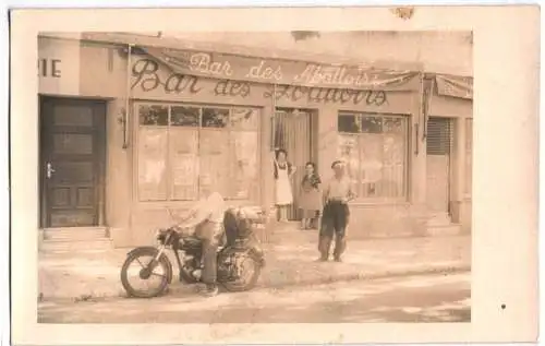 Foto Ak DKW Motorrad Reise Frankreich Bar des Abattoirs 1930 er