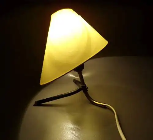 Alte Tischleuchte Dreibein E27 Gelb Vintage Retro Tütenlampe