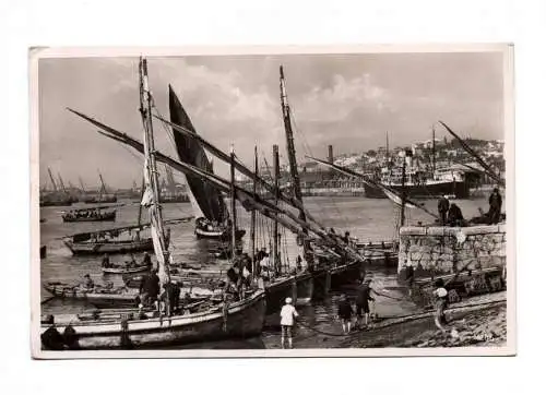 Foto Ak Lisboa Hafen Lissabon Boote Seeleute