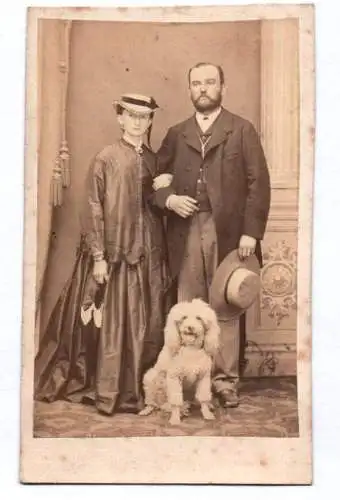 CDV Foto Ehepaar mit Pudel Hund um 1870