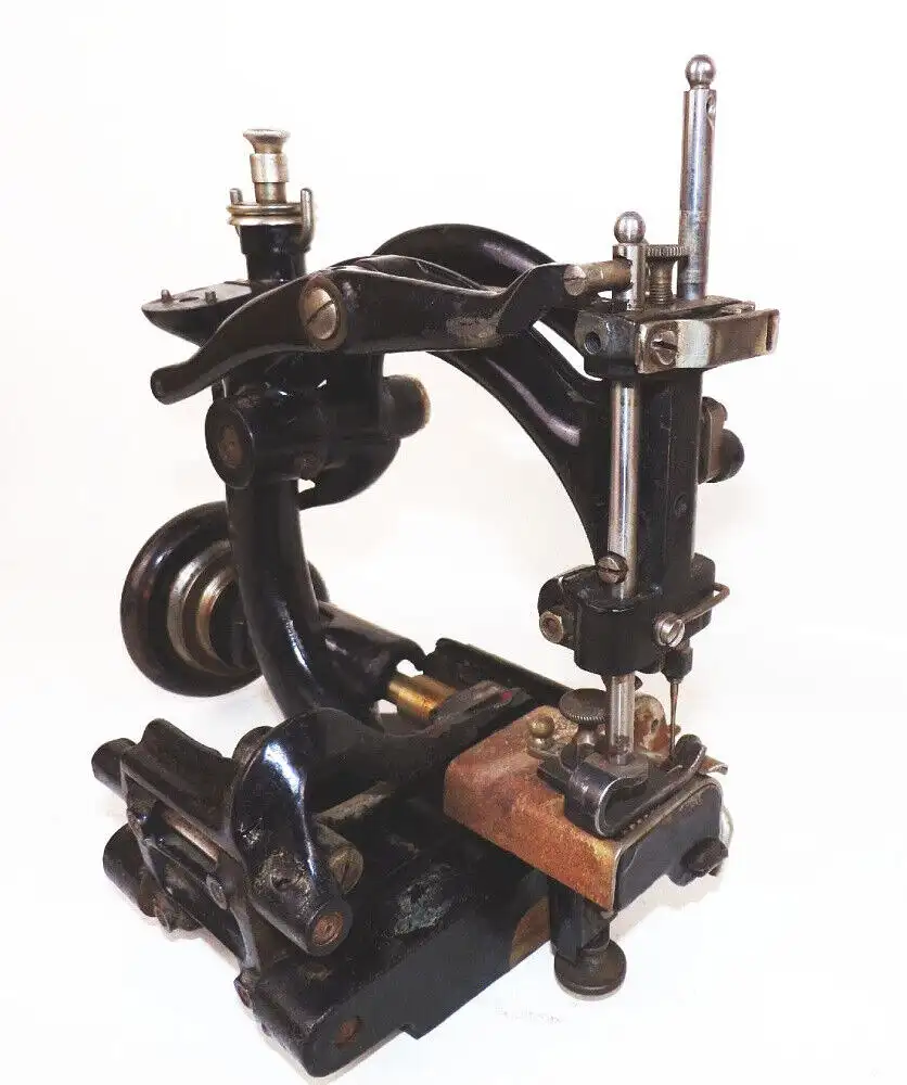 Alte Nähmaschine Hutnähmaschine Hutmacher GJ Werkzeug Antik 4