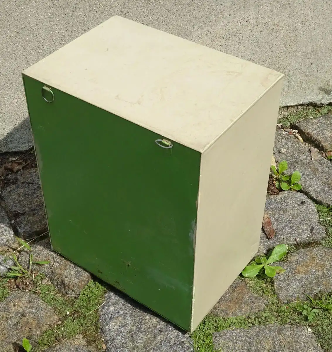 Vintage Blech Vorratsschrank kleiner Schrank Hängeschrank Werkstatt Loft Deko ! 3