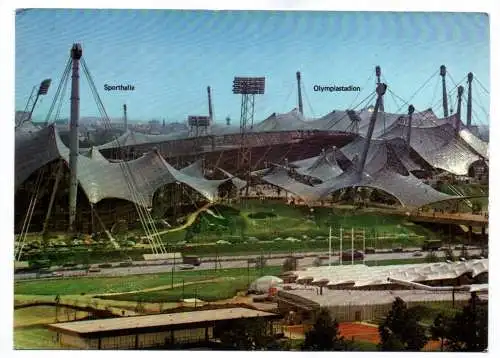 Foto Ak München Olympiapark Sporthalle und Olympiastadion 1972