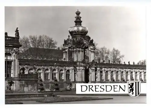 Foto Ak Dresden Der Zwinger erbaut 1711-1722 Kronentor Hofseite 1984