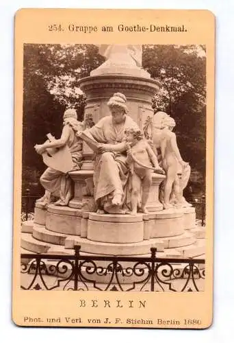 CdV  Foto Berlin Gruppe Goethe Denkmal 1880 