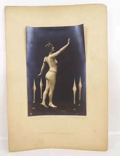 Schwertertanz Foto Olga Desmond Tänzerin Tanz 1908 Akt nude