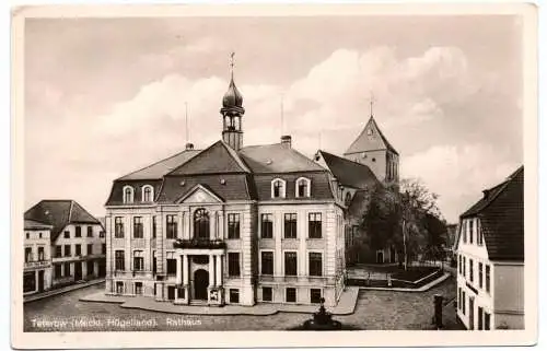 Foto Ak Teterow Mecklenburg Hügelland Rathaus