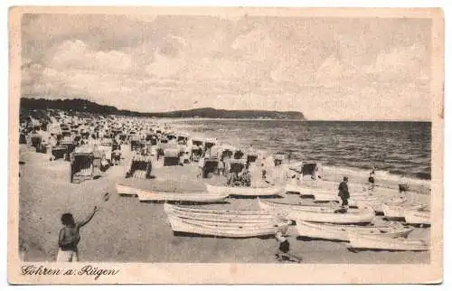 Ak Göhren auf Rügen Menschen am Strand Boote