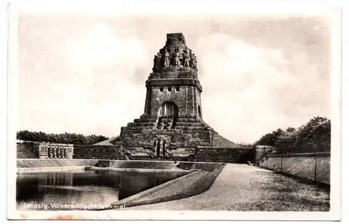 Foto Ak Leipzig Völkerschlachtdenkmal 1938