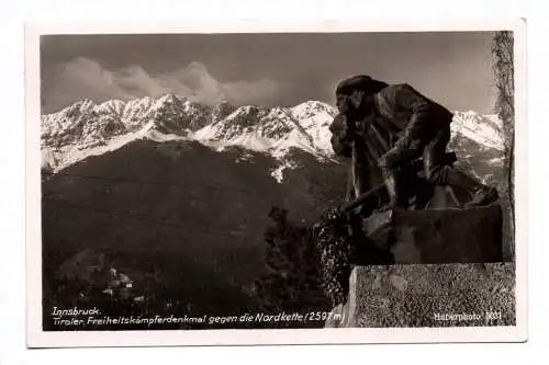 Foto Ak Innsbruck Freiheitskämpferdenkmal gegen die Nordkette 1939